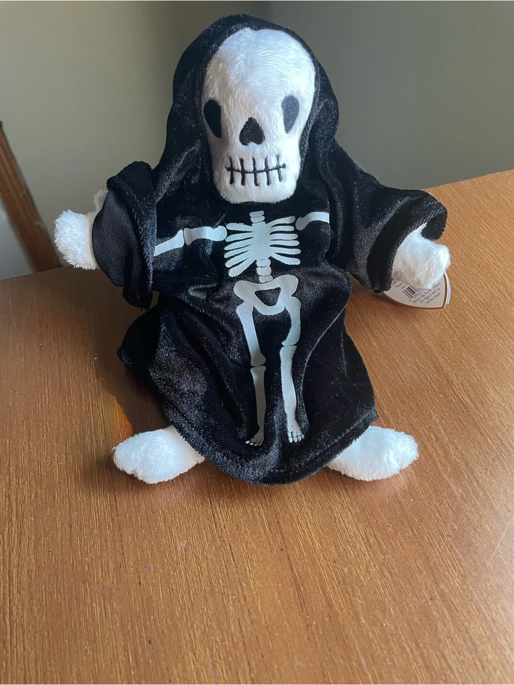 TY Beanie Babies Creepers Skeleton Stuffed Animal Plush Halloween Black White